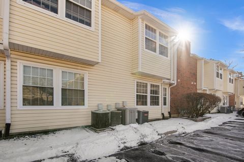 Tiny photo for 1235 Wyndham Court #203, Palatine, IL 60074 (MLS # 12548572)