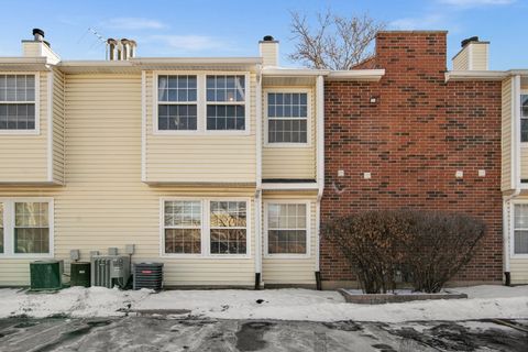 Tiny photo for 1235 Wyndham Court #203, Palatine, IL 60074 (MLS # 12548572)