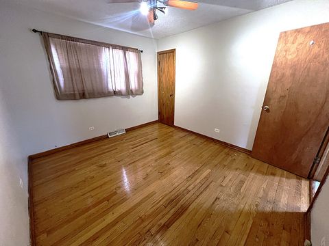 Tiny photo for 3939 W 84th Place, Chicago, IL 60652 (MLS # 12636317)