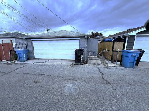 Tiny photo for 3939 W 84th Place, Chicago, IL 60652 (MLS # 12636317)