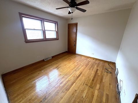 Tiny photo for 3939 W 84th Place, Chicago, IL 60652 (MLS # 12636317)
