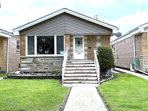 Photo of 3939 W 84th Place, Chicago, IL 60652 (MLS # 12636317)