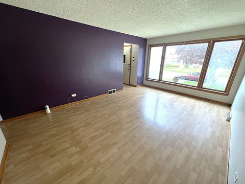 Tiny photo for 3939 W 84th Place, Chicago, IL 60652 (MLS # 12636317)