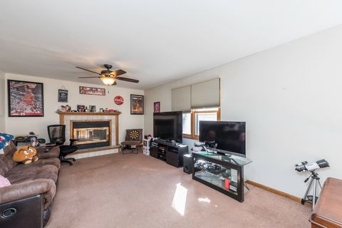 Tiny photo for 514 Judith Court, Winthrop Harbor, IL 60096 (MLS # 12586640)