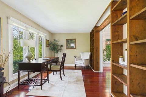 Tiny photo for 4 Exmoor Lane, Lincolnshire, IL 60069 (MLS # 12642182)