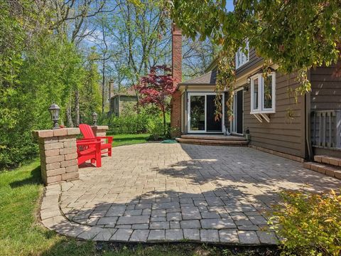 Tiny photo for 4 Exmoor Lane, Lincolnshire, IL 60069 (MLS # 12642182)