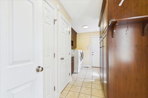 Tiny photo for 4 Exmoor Lane, Lincolnshire, IL 60069 (MLS # 12642182)