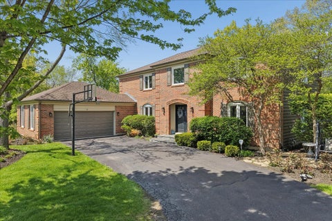 Photo of 4 Exmoor Lane, Lincolnshire, IL 60069 (MLS # 12642182)
