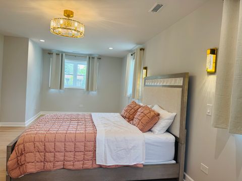 Tiny photo for 860 S 10th Avenue, La Grange, IL 60525 (MLS # 12624782)