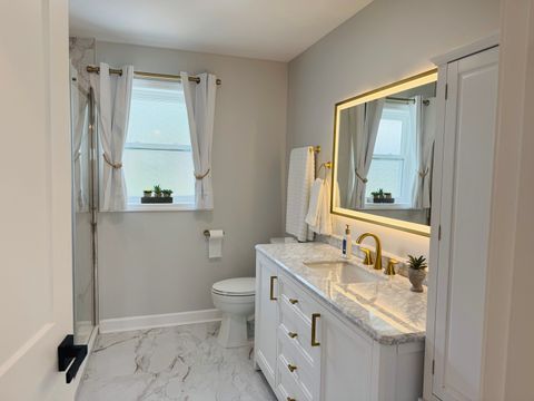 Tiny photo for 860 S 10th Avenue, La Grange, IL 60525 (MLS # 12624782)