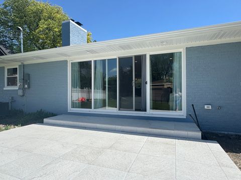 Tiny photo for 860 S 10th Avenue, La Grange, IL 60525 (MLS # 12624782)