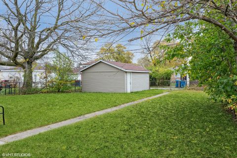 A home in Calumet Park