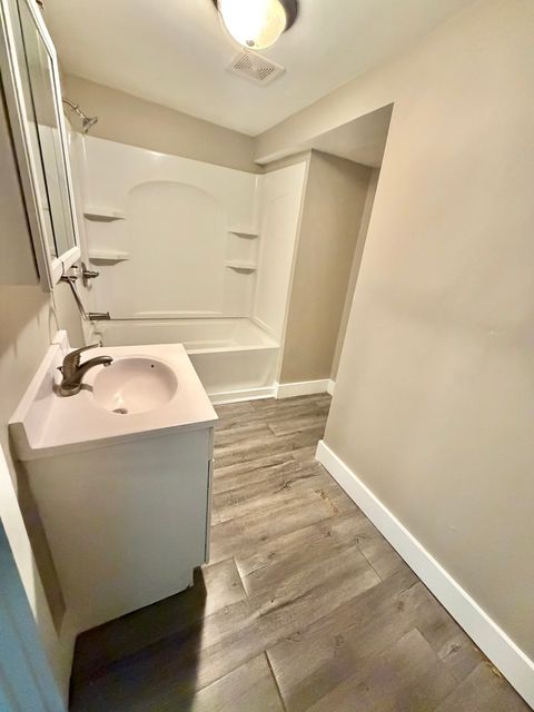 Tiny photo for 1501 W 6th Street, Davenport, IA 52802 (MLS # 12567951)