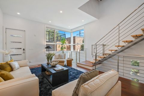 Tiny photo for 1850 W THOMAS Street, Chicago, IL 60622 (MLS # 12490614)