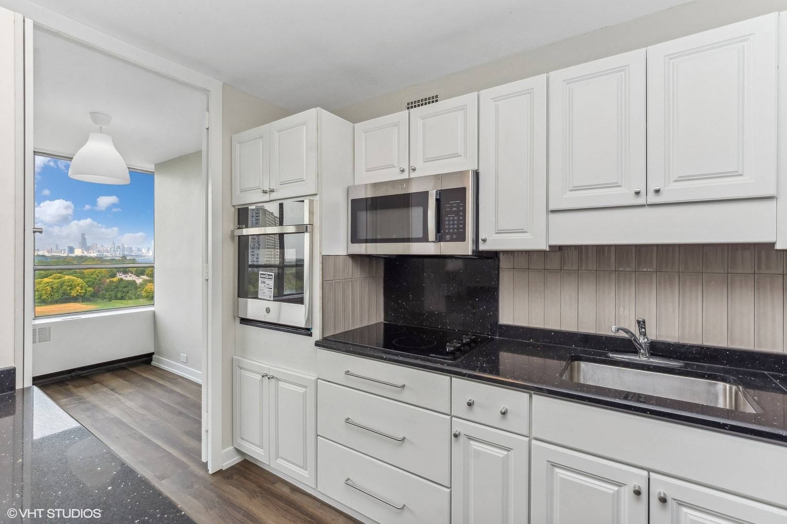4800 S Chicago Beach Drive 1005N