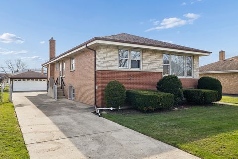 Tiny photo for 7737 Odell Avenue, Bridgeview, IL 60455 (MLS # 12616158)