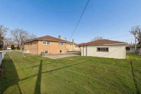 Tiny photo for 7737 Odell Avenue, Bridgeview, IL 60455 (MLS # 12616158)