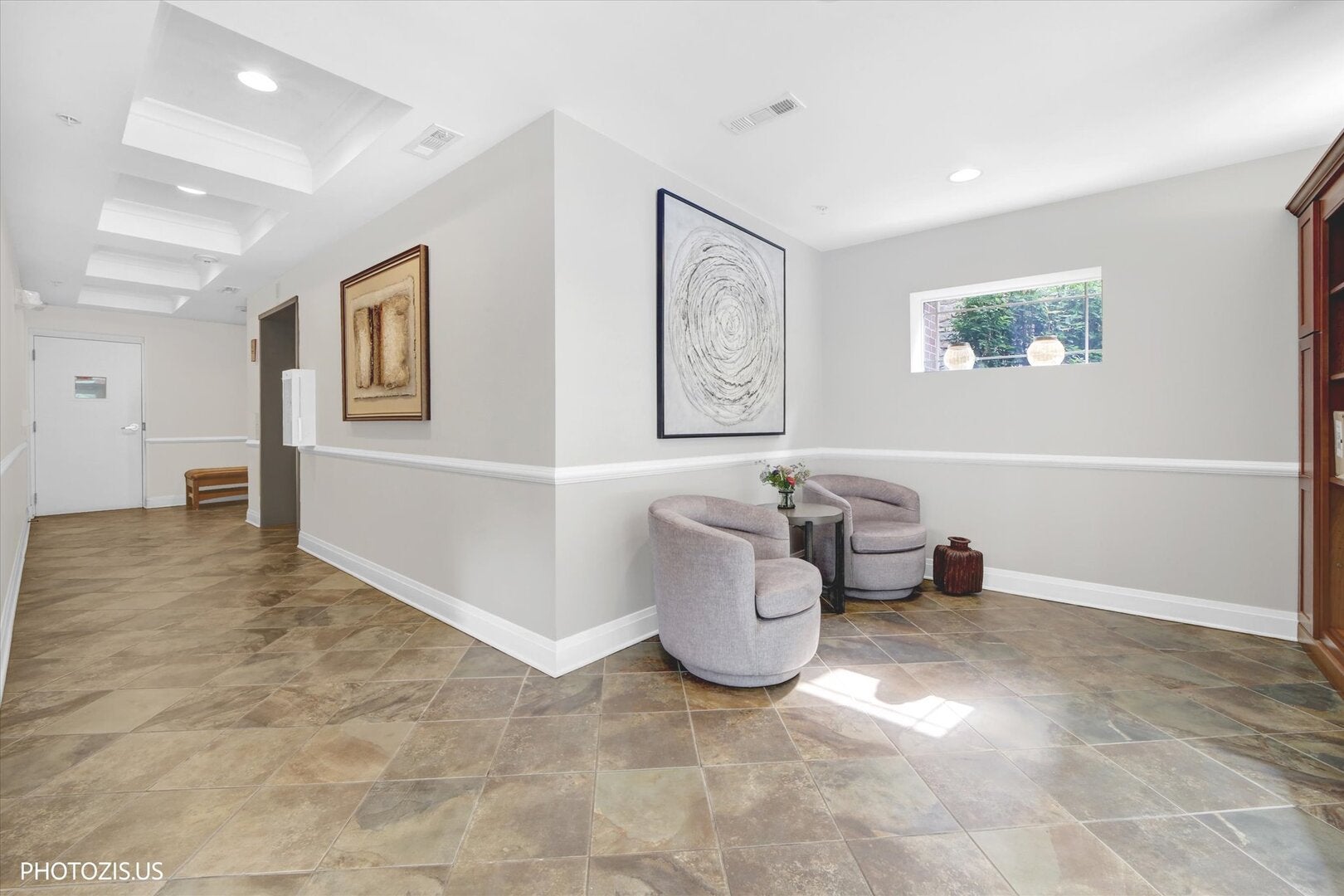 425 Benjamin Drive 207