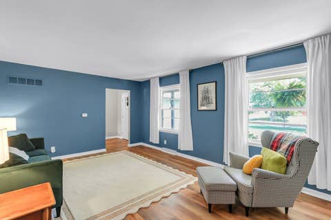 Tiny photo for 705 E Mchenry Street, Urbana, IL 61801 (MLS # 12707083)