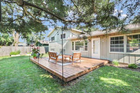 Tiny photo for 705 E Mchenry Street, Urbana, IL 61801 (MLS # 12707083)