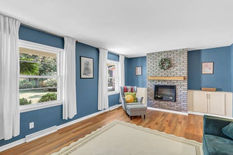 Tiny photo for 705 E Mchenry Street, Urbana, IL 61801 (MLS # 12707083)