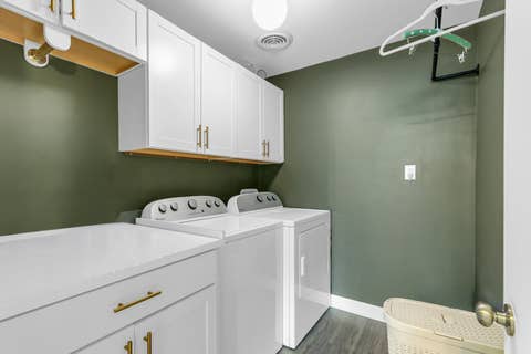 Tiny photo for 705 E Mchenry Street, Urbana, IL 61801 (MLS # 12707083)
