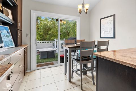 Tiny photo for 178 Wildberry Court, Aurora, IL 60504 (MLS # 12491629)