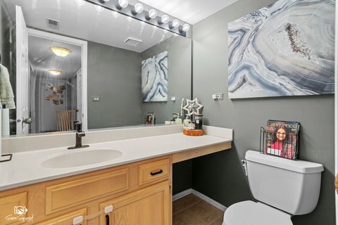 Tiny photo for 178 Wildberry Court, Aurora, IL 60504 (MLS # 12491629)