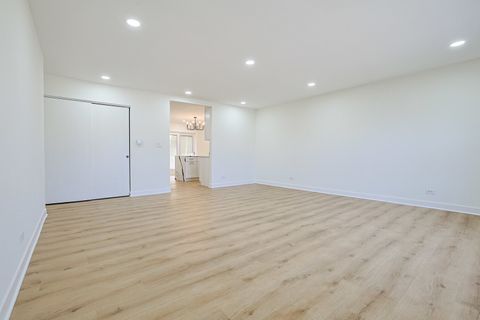 Tiny photo for 7784 Huntington Circle S, Hanover Park, IL 60133 (MLS # 12546368)