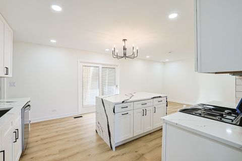 Tiny photo for 7784 Huntington Circle S, Hanover Park, IL 60133 (MLS # 12546368)