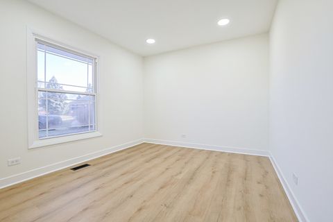 Tiny photo for 7784 Huntington Circle S, Hanover Park, IL 60133 (MLS # 12546368)