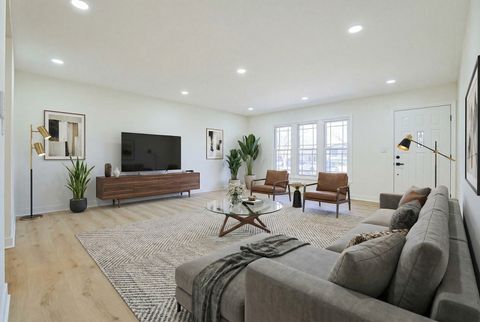 Tiny photo for 7784 Huntington Circle S, Hanover Park, IL 60133 (MLS # 12546368)