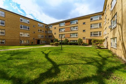 Photo of 6100 N Damen Avenue #2A, Chicago, IL 60659 (MLS # 12608543)