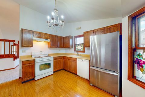 Tiny photo for 409 New York Lane, Elk Grove Village, IL 60007 (MLS # 12488655)