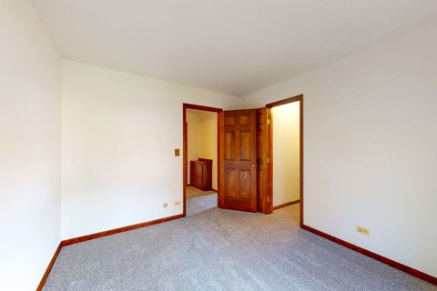 Tiny photo for 409 New York Lane, Elk Grove Village, IL 60007 (MLS # 12488655)