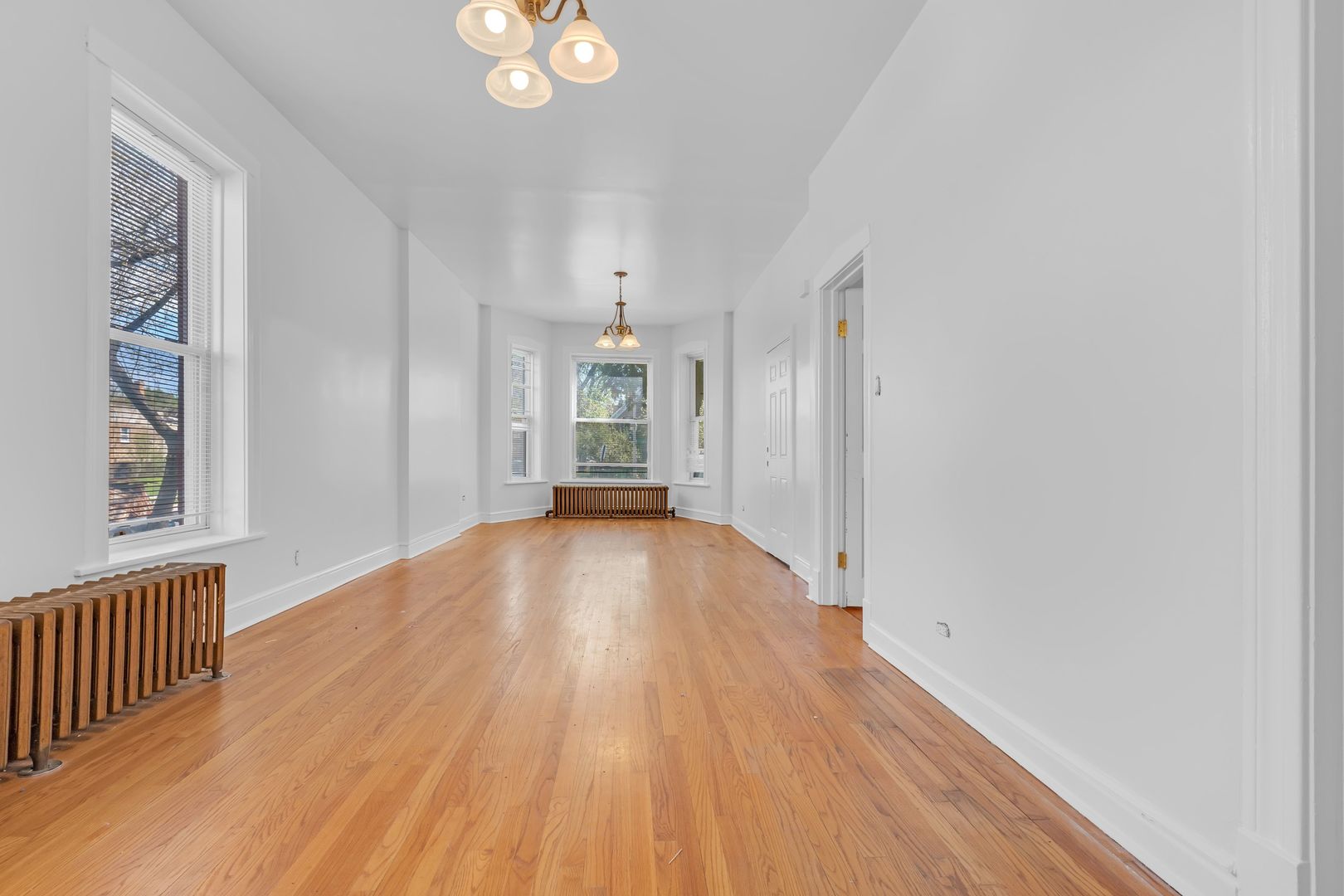 856 N Lawndale Avenue