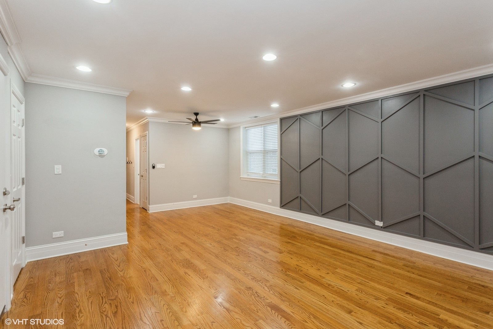 6427 N Albany Avenue 3