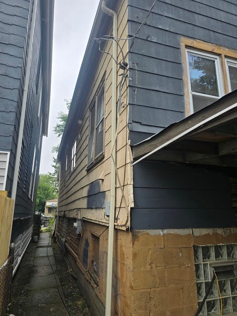 Tiny photo for 8237 S Burley Avenue, Chicago, IL 60617 (MLS # 12764495)
