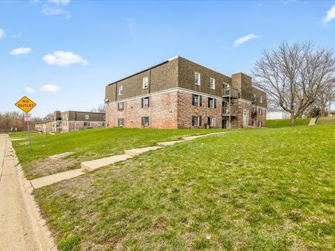 Tiny photo for 3120 Jaqueline Drive #11, Rockford, IL 61109 (MLS # 12615873)