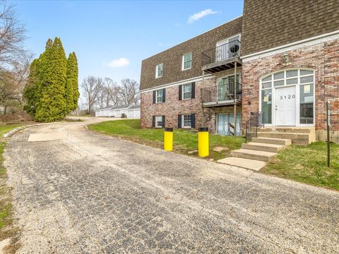 Tiny photo for 3120 Jaqueline Drive #11, Rockford, IL 61109 (MLS # 12615873)