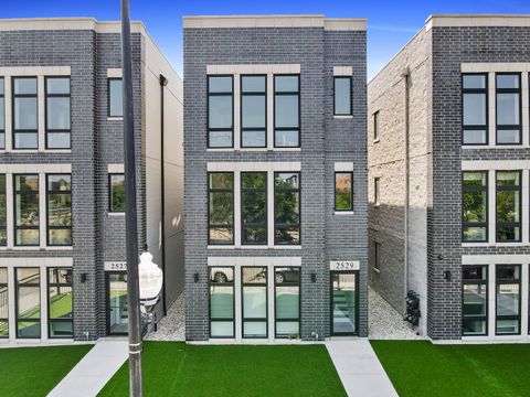 2529 W CONGRESS Parkway 1 Chicago IL 60612