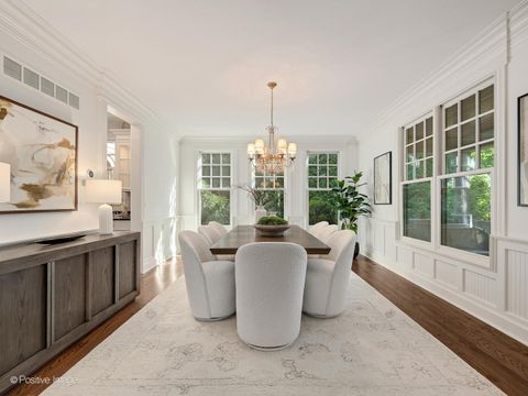 Tiny photo for 117 N Monroe Street, Hinsdale, IL 60521 (MLS # 12496639)