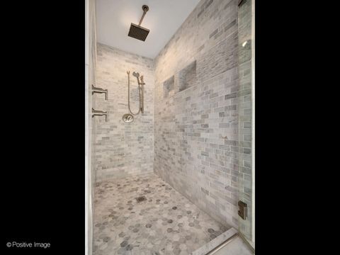 Tiny photo for 117 N Monroe Street, Hinsdale, IL 60521 (MLS # 12496639)
