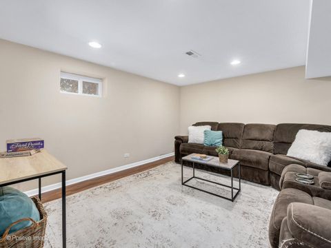 Tiny photo for 4645 Grand Avenue, Western Springs, IL 60558 (MLS # 12545482)