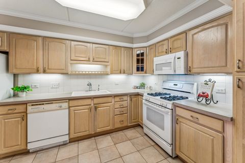 Tiny photo for 1234 Depot Street #105, Glenview, IL 60025 (MLS # 12598171)