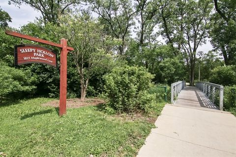 Tiny photo for 1234 Depot Street #105, Glenview, IL 60025 (MLS # 12598171)
