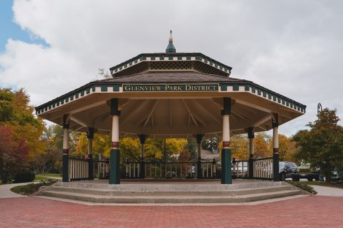 Tiny photo for 1234 Depot Street #105, Glenview, IL 60025 (MLS # 12598171)
