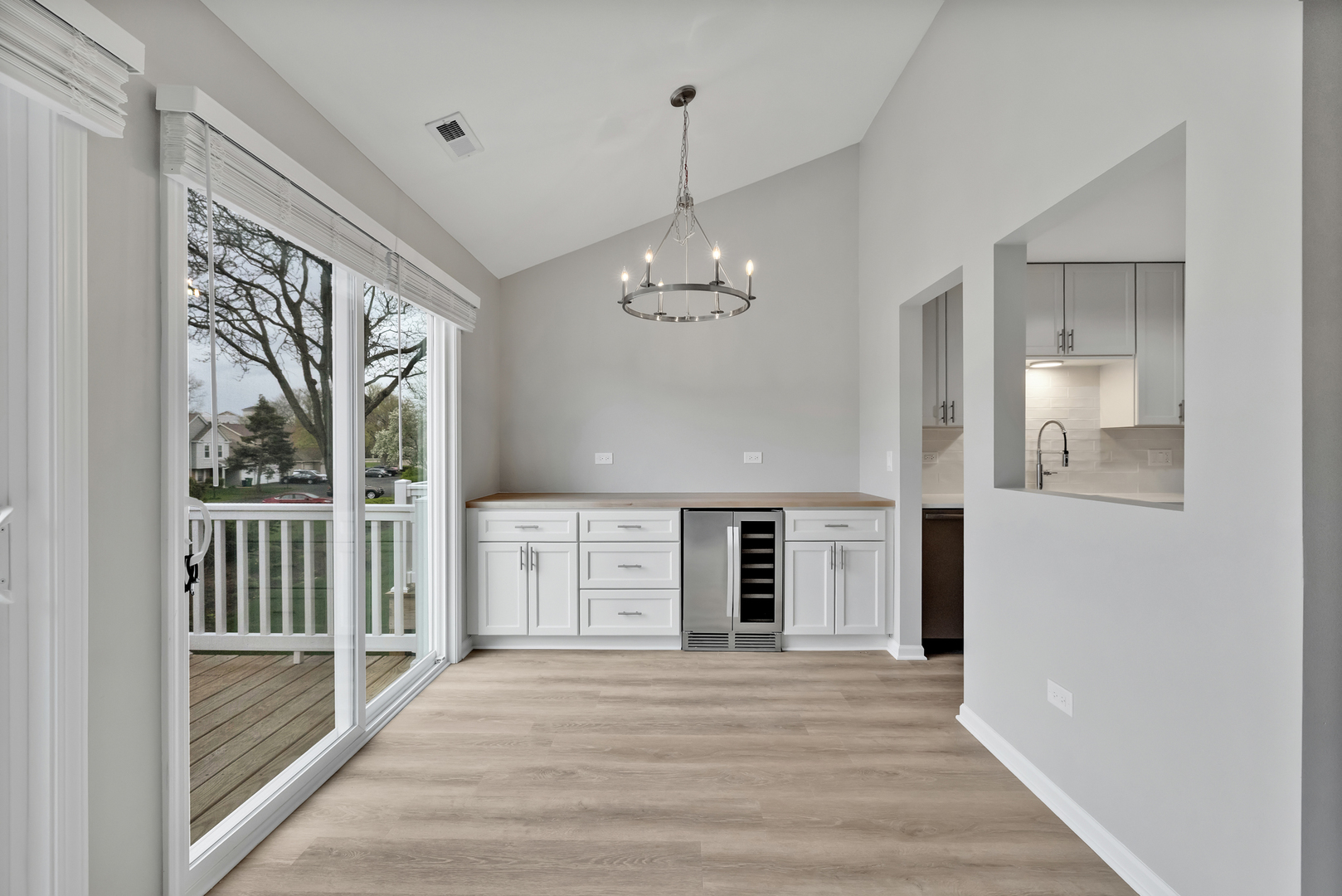 0N115 Windermere Road 2106
