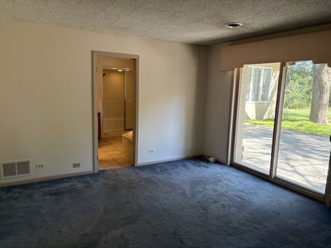 Tiny photo for 4706 Wyoming Way, Crystal Lake, IL 60012 (MLS # 12494022)