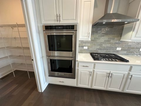 Tiny photo for 769 W Fairway Drive, Addison, IL 60101 (MLS # 12496799)